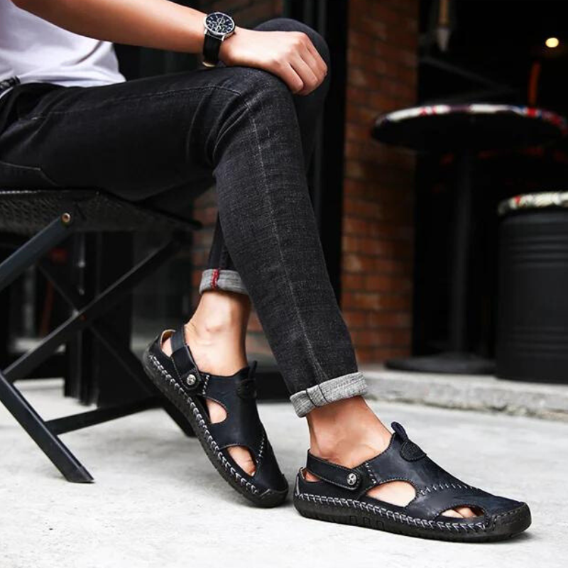 "Herren orthopädische Ledersandalen, komfortabel, braunes Leder, rutschfeste Sohle, ideal für sommerliche Freizeitaktivitäten