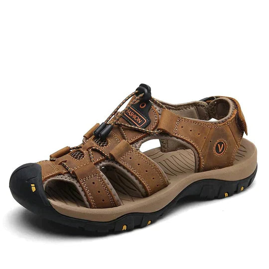 Herren orthopädische Sandalen, braun, offene Zehen, verstellbare Riemen, Fußgewölbestütze, stoßdämpfende Sohlen.