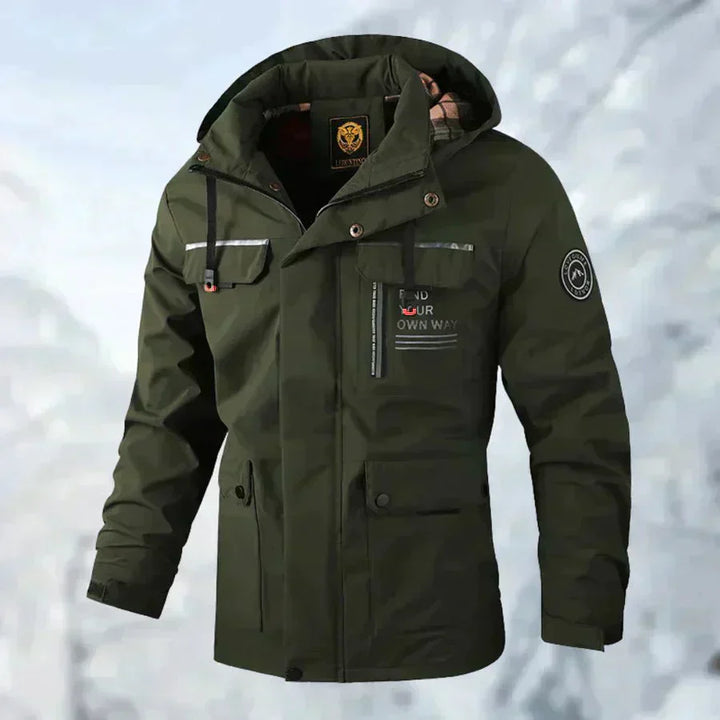 "Herren Outdoor-Jacke, dunkelblau, wasser- und winddicht, mit verstellbarer Kapuze und Taschen, atmungsaktiv, für Abenteuer."