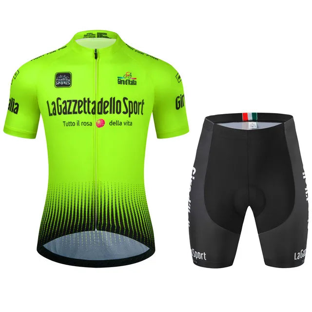 "Herren-Radsportset mit aerodynamischem Design in stilvollen Sommerfarben, ideal für ambitionierte Radfahrer."
