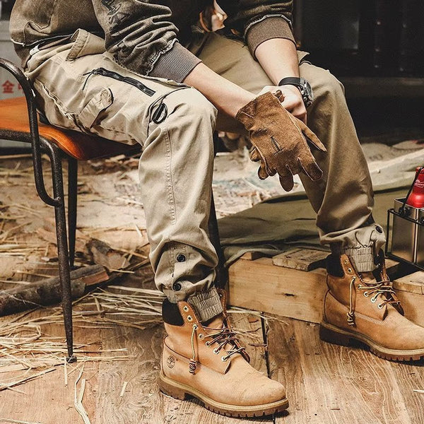 "Herren Slim-Fit Cargohose, dunkelblau, mit praktischen Taschen, ideal für Alltag und Ausflüge, stilvoll und funktional"