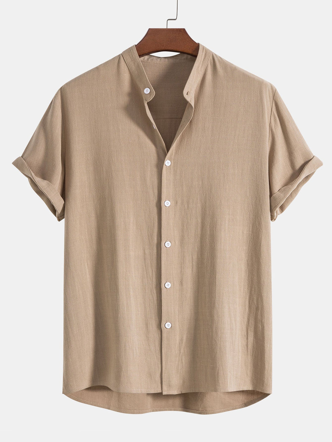 "Herren Sommer Set, elegantes Hemd mit Stehkragen und kurze Ärmel, kombiniert mit passender Hose, stilvoll und bequem."
