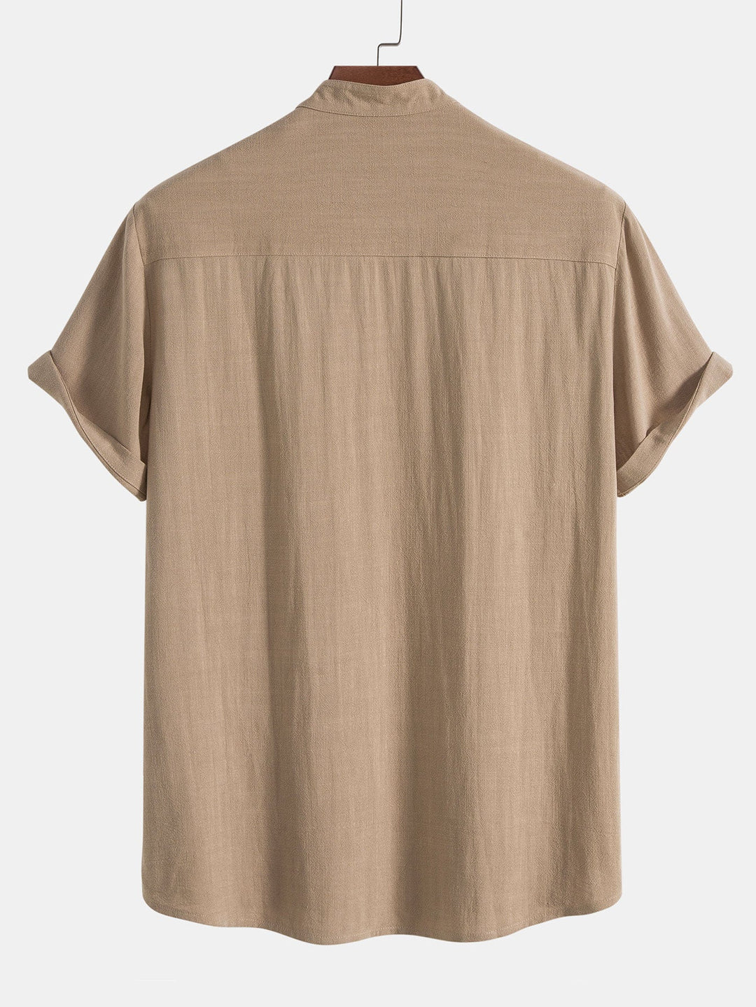 "Herren Sommer Set, elegantes Hemd mit Stehkragen und kurze Ärmel, kombiniert mit passender Hose, stilvoll und bequem."