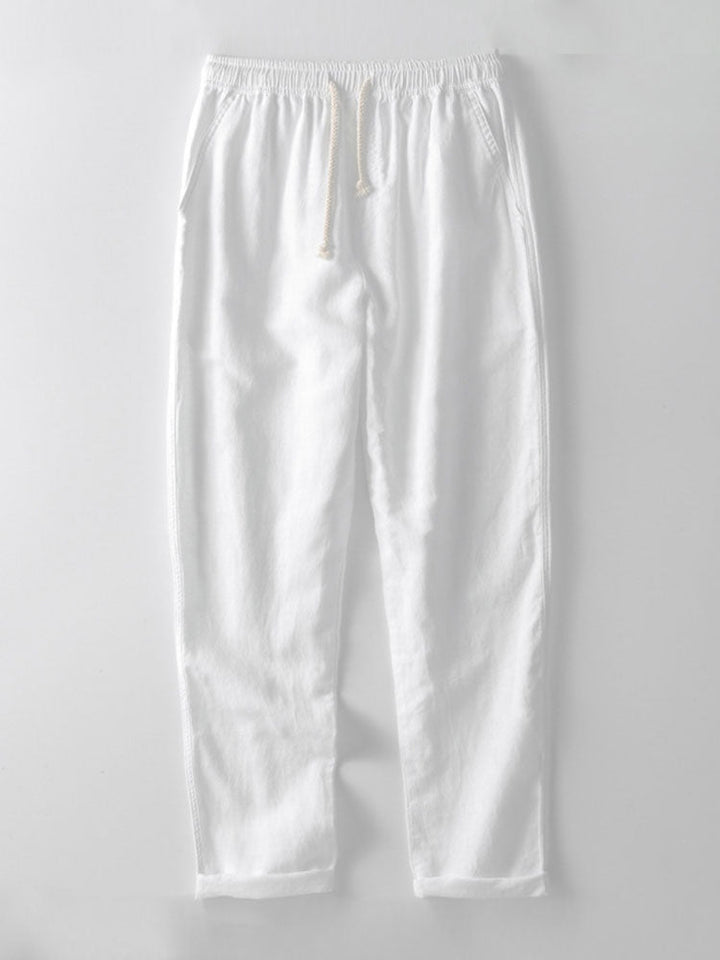 "Herren Sommer Set, elegantes Hemd mit Stehkragen und kurze Ärmel, kombiniert mit passender Hose, stilvoll und bequem."