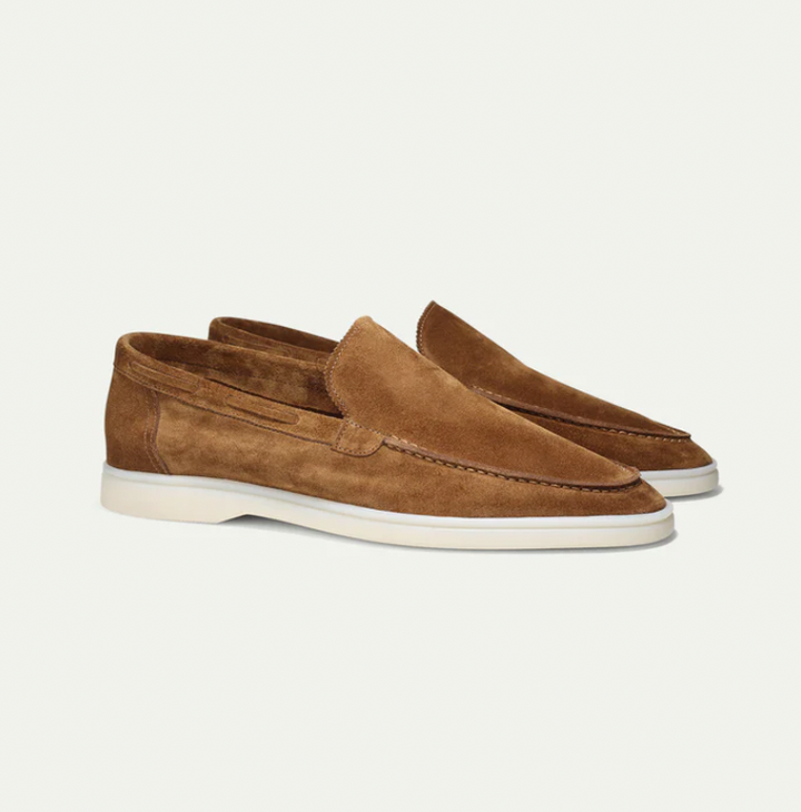 "Herren Wildleder-Slipper, elegant, komfortabel, in braunem Nachahmung Wildleder mit flexibler Gummisohle, Slip-on-Design"