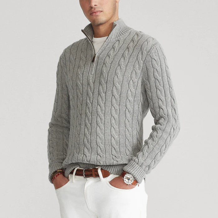 "Herrlicher Wollpullover Maël in Grau, stilvoll und warm, ideal für kalte Tage, klassisch und vielseitig kombinierbar."