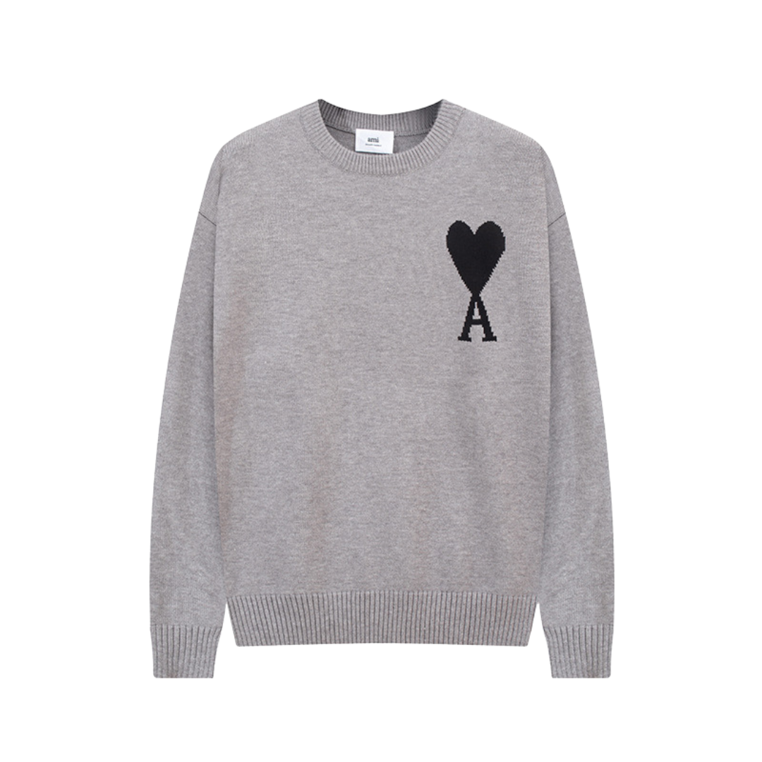 "Herz-Pullover für Damen, weich, weiß, mit Herzen, modisch und bequem, ideal für kalte Tage, vielseitig kombinierbar."