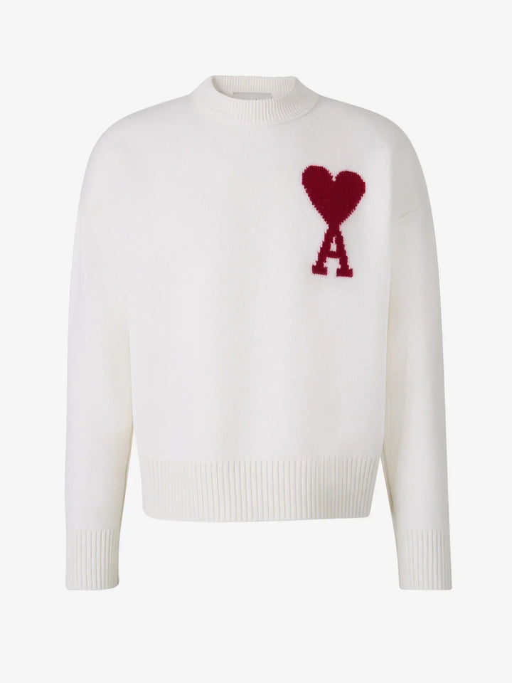 "Herz-Pullover für Damen, weich, weiß, mit Herzen, modisch und bequem, ideal für kalte Tage, vielseitig kombinierbar."