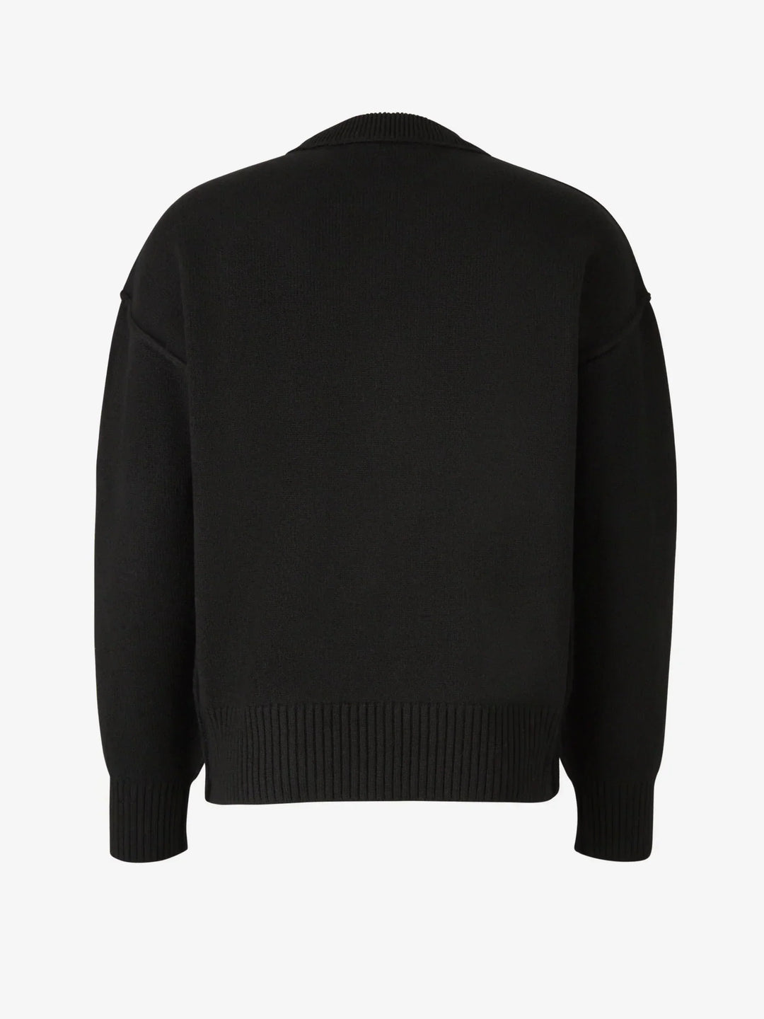 "Herzbestickter Damenpullover, kuscheliger Strickstoff in Beige, Herz-Stickerei auf Brust, stilvoll und bequem für jeden Anla
