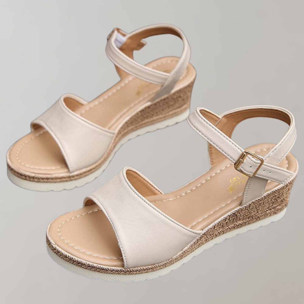 Hochwertige Damen Orthopädische Sandalen mit bequemem Plateau und verstellbaren Riemen, ideal für Komfort und Stil.