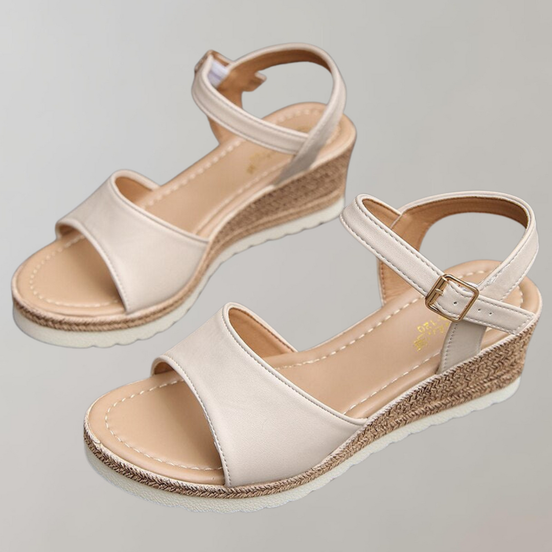 Hochwertige Damen Orthopädische Sandalen mit bequemem Plateau und verstellbaren Riemen, ideal für Komfort und Stil.