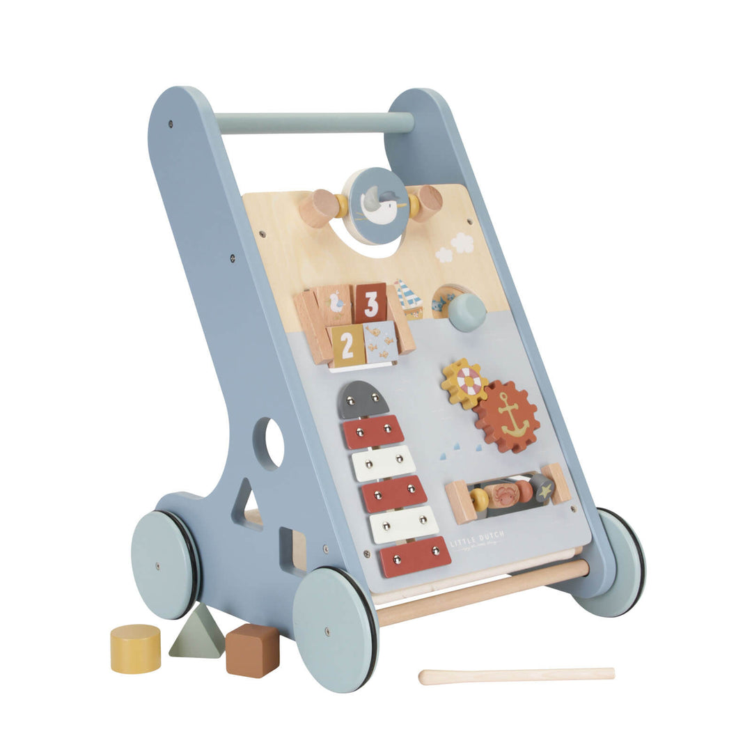 "Holz-Aktivitäts-Babywalker, unterstützt erste Schritte, bunte Spielstationen, robuste Bauweise, gummierte Räder, ideal ab 12