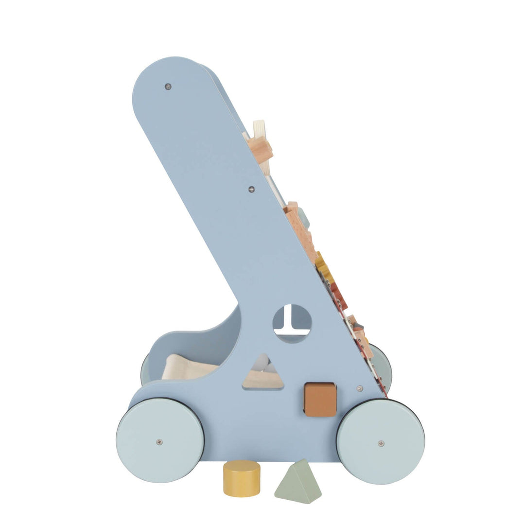 "Holz-Aktivitäts-Babywalker, unterstützt erste Schritte, bunte Spielstationen, robuste Bauweise, gummierte Räder, ideal ab 12