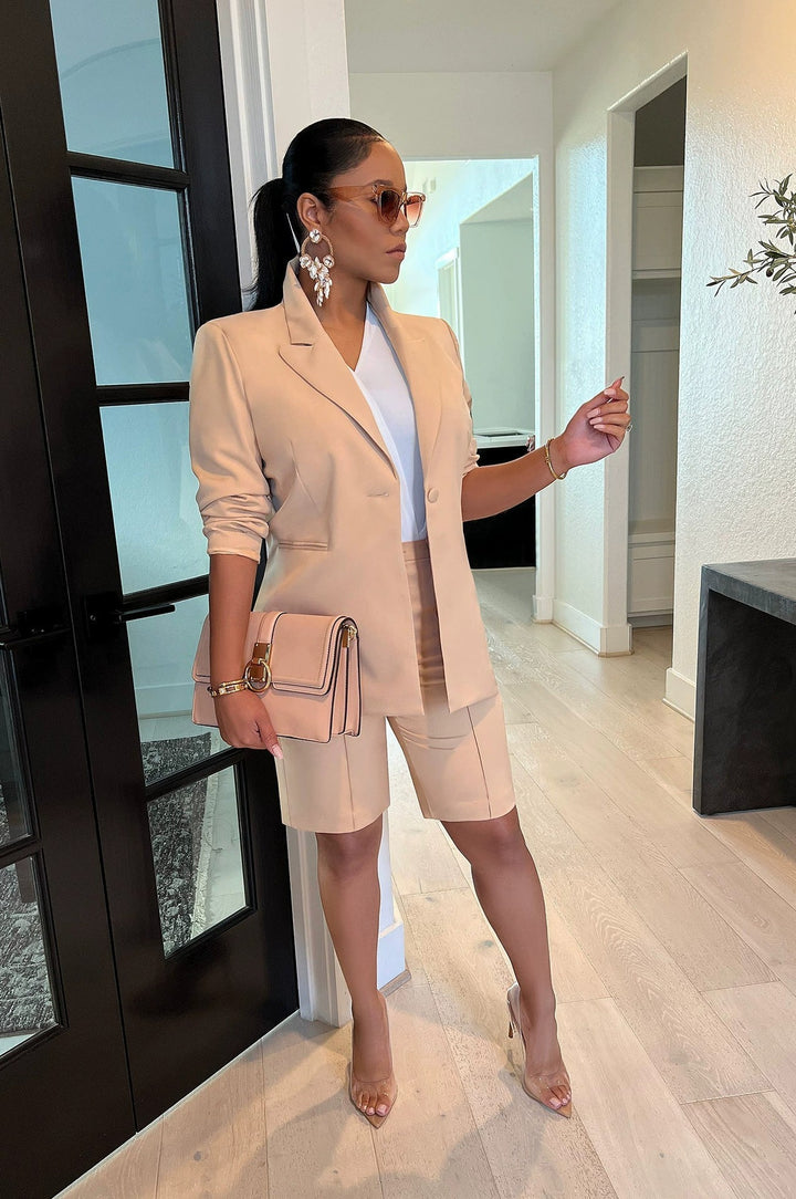 Elegantes Damen-Hosenanzug-Set - Modern und Stilvoll