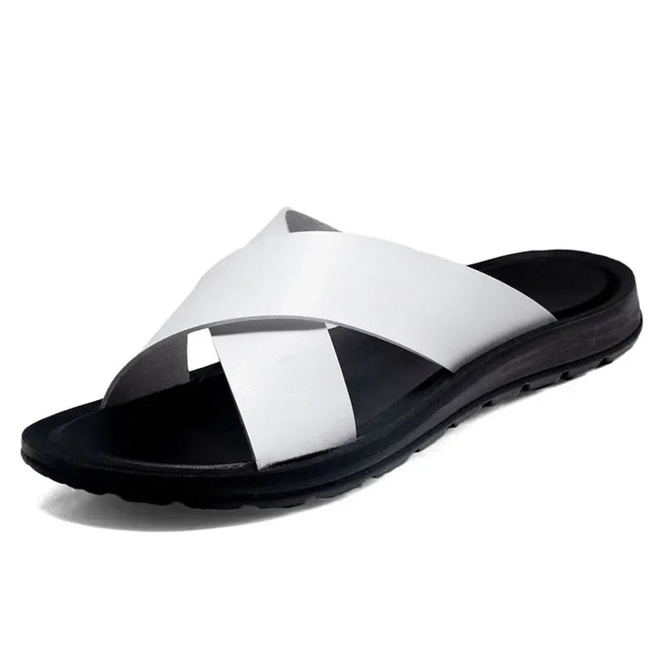 "Italienische Herrenleder-Sandalen, Slip-On, klassisch, braun, für Sommer, hochwertiges Leder, elegantes und bequemes Design"