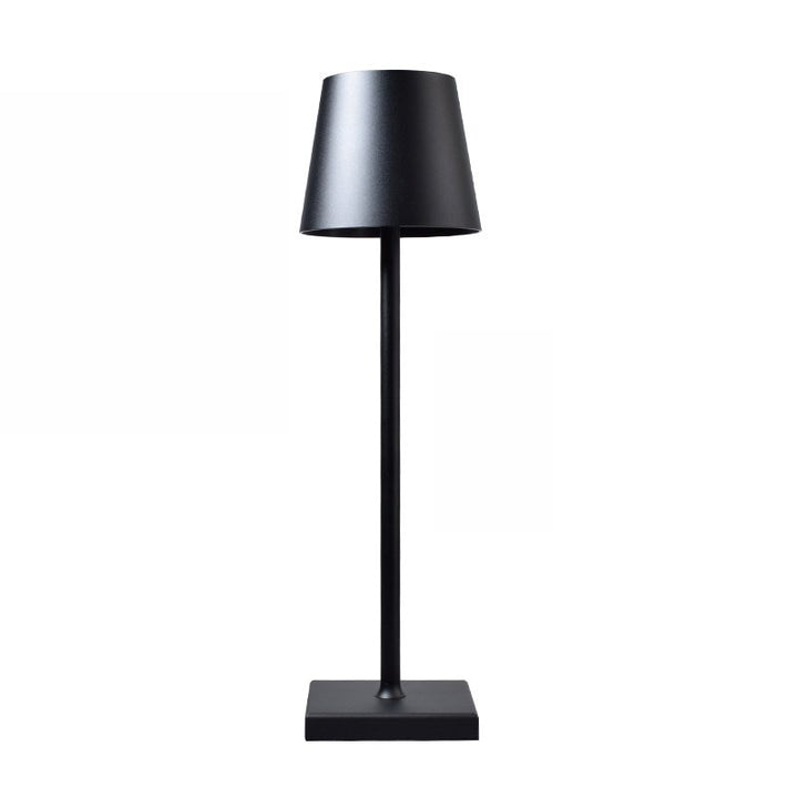 Kabellose LED-Tischlampe, minimalistisches Design, weiß, mit Touch-Steuerung, ideal für gemütliche Wohnräume.