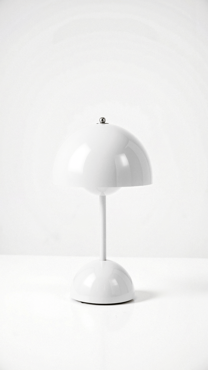 "Kabellose Veluce Tischlampe in verschiedenen Farben, modernes Design, schafft gemütliches, warmes Lichtambiente."