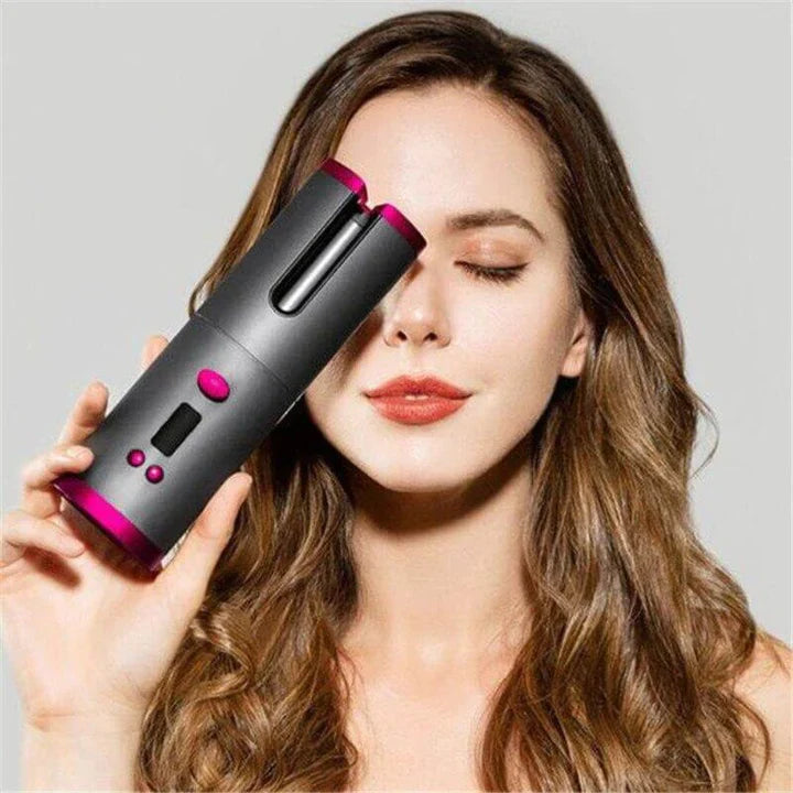 Kabelloser Lockenstyler für perfekte Locken, ergonomisches Design, mit Keramikbeschichtung, ideal für unterwegs.