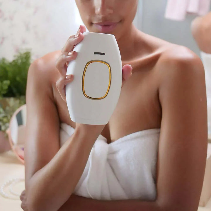 "Kabelloses IPL Haarentfernungsgerät mit ergonomischem Design, ideal für sanfte, dauerhafte Haarentfernung zu Hause."