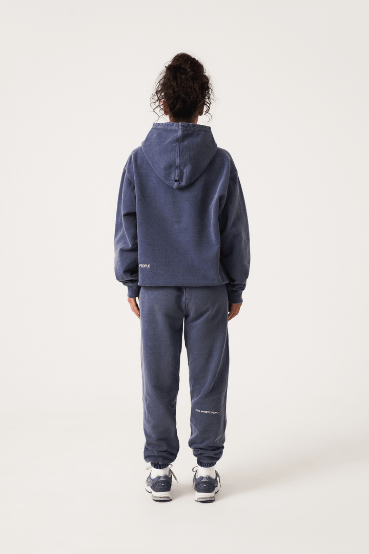 "Kapuzenpullover für Herren, lässig und bequem, ideal für jede Saison, mit klassischem Design und weichem Material."