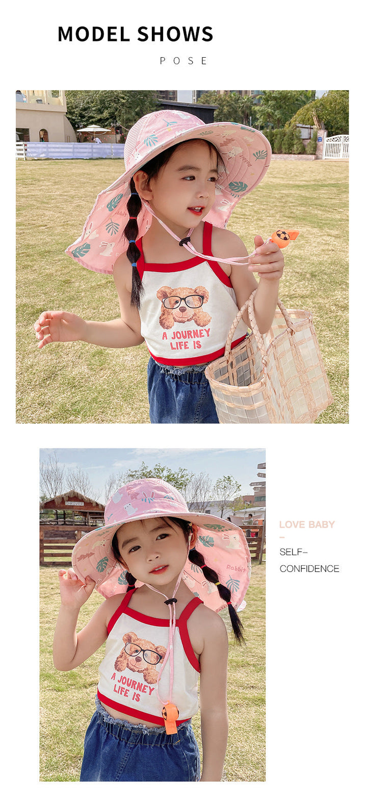 "Kinder Sonnenhut mit UPF 50+, breite Krempe & verstellbaren Kinnbändern für optimalen Schutz & Komfort."