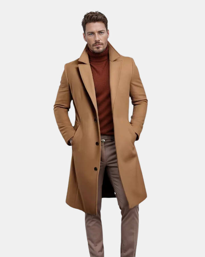 Klassischer Herren Trenchcoat aus Baumwolle in Beige mit verstellbarem Gürtel, ideal für elegante und lässige Anlässe.