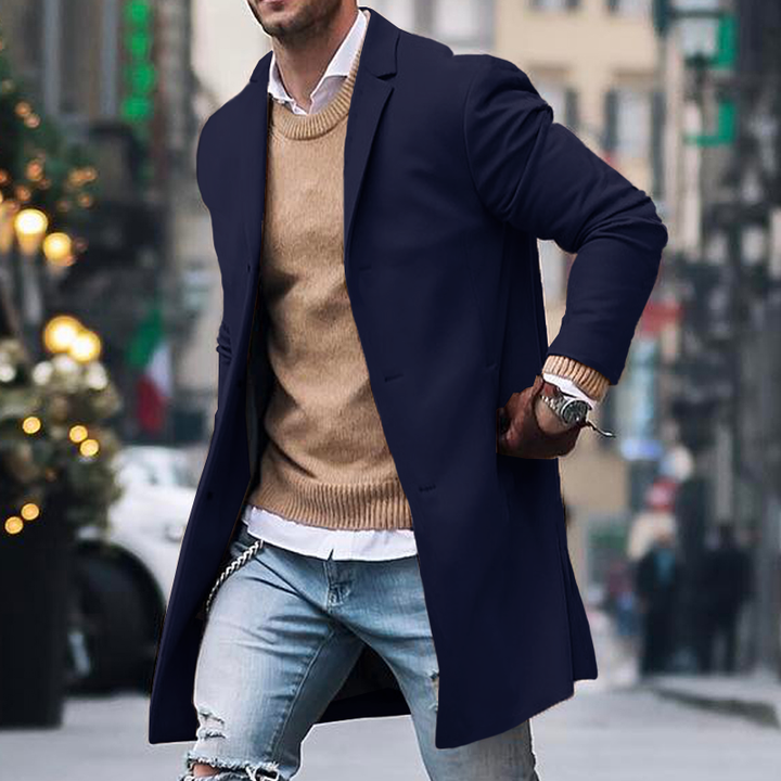 "Klassischer Herren Trenchcoat: Einreiher, Reverskragen, tailliert, erhältlich in Grau, Khaki, Marineblau, Rot, Schwarz"