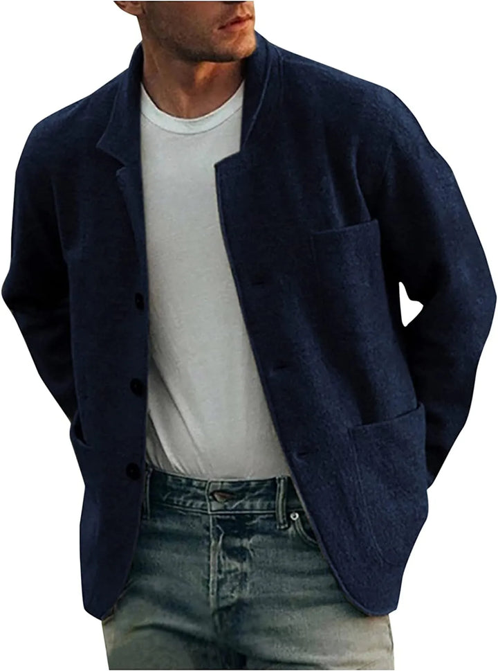 Klassischer Herrenblazer, zeitloses Design, dunkles Grau, elegante Passform, ideal für formelle und informelle Anlässe.