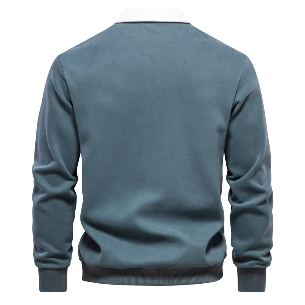 "Klassisches Rugby-Poloshirt für Herren, marineblau mit weißem Kragen, aus Baumwollmischung, sportlich-elegant."