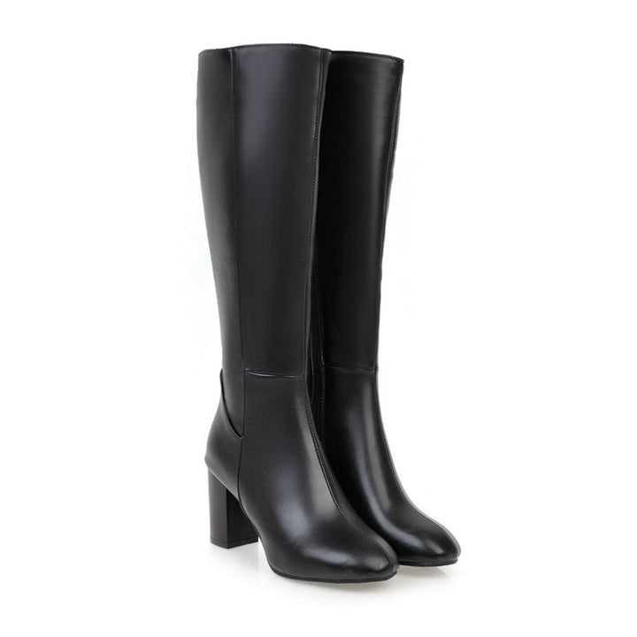 Kniehohe Damenstiefel mit Reißverschluss, elegant und bequem, in hochwertigem Material für stilvolle, kühle Tage.