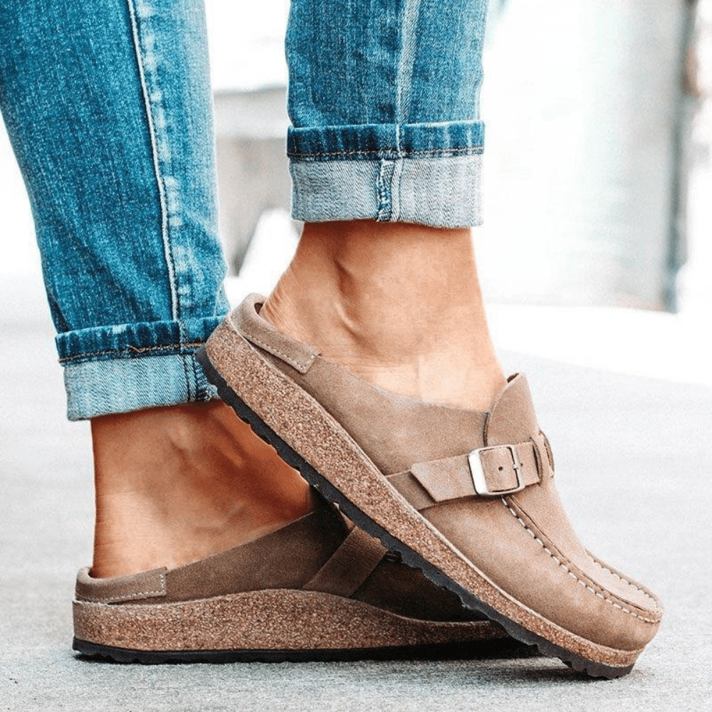 Komfortable Damen Sandalen aus Wildleder mit Memory-Schaum, ergonomisches Design, rutschfeste Sohle, ideal für Sommer.