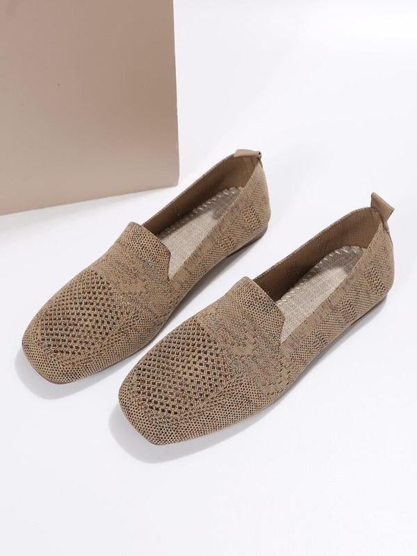 Komfortable, stilvolle orthopädische Damenschuhe in Beige; rutschfestes Design mit robusten Materialien für beste Fußgesundhe