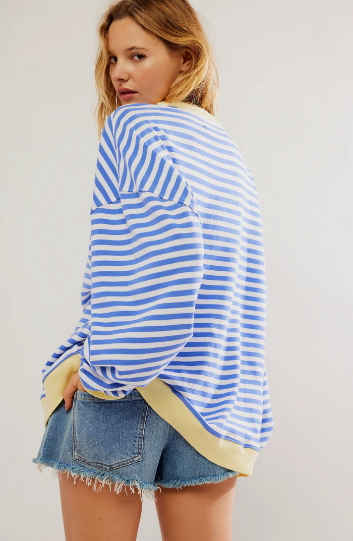 "Komfortables gestreiftes Damen-Sweatshirt, zeitgemäßer Stil, vielseitiger Look, weiche, lockere Passform, ideal für Alltag"