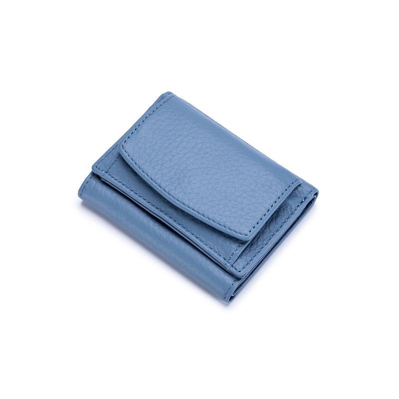 "Kompakte RFID-Leder-Geldbörse in Schwarz, bietet Datenschutz und vielseitigen Stauraum, perfekt für Damenhandtaschen."