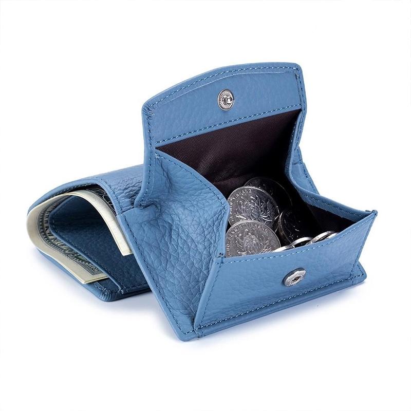 "Kompakte RFID-Leder-Geldbörse in Schwarz, bietet Datenschutz und vielseitigen Stauraum, perfekt für Damenhandtaschen."