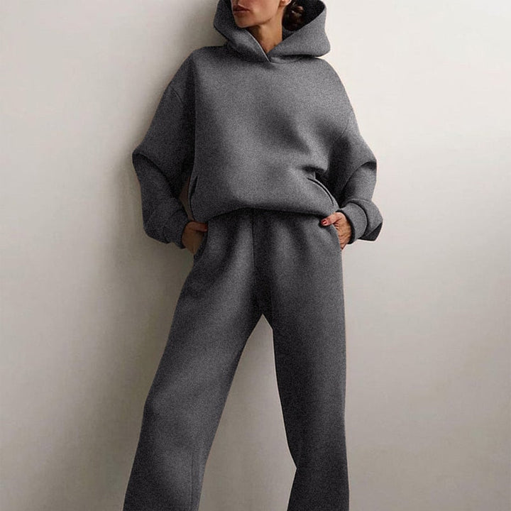 "Kuscheliges Jogging-Set für Damen, gemütlicher Zweiteiler in zeitlosem Design, ideal für Freizeit und Entspannung"