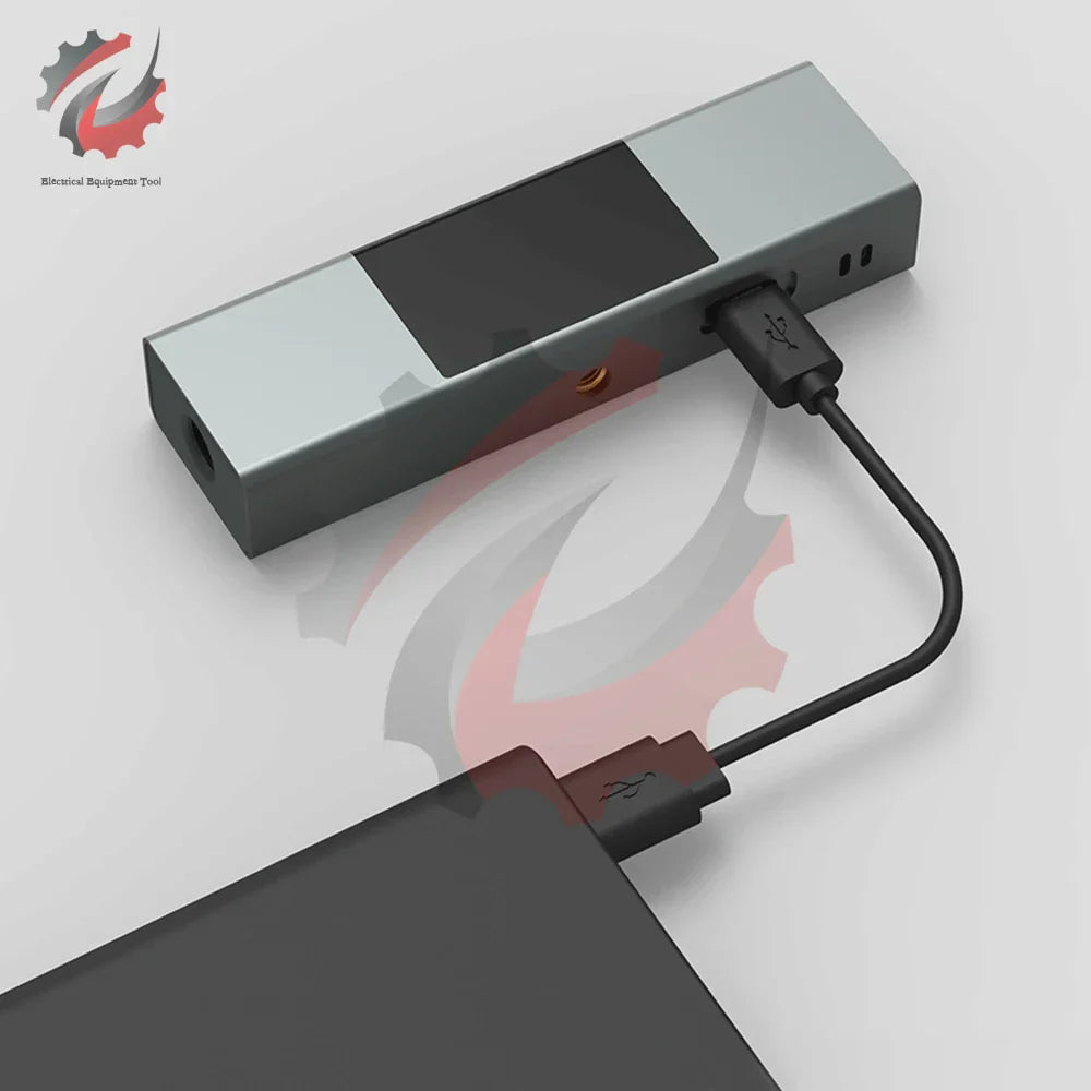 Laser-Nivelliergerät, präzise Messungen, kompakt, modernes Design, Typ-C-Anschluss, ideal für Bauprojekte und Heimwerker.