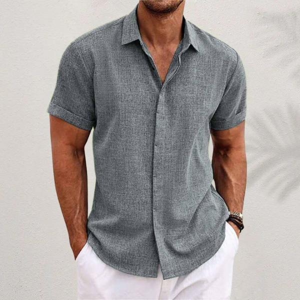 Lässiges Herren Button-Down-Hemd, weiches Material in Marineblau, ideal für Freizeit und halbformelle Anlässe.