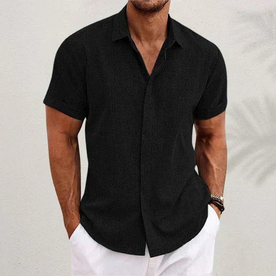 Lässiges Herren Button-Down-Hemd, weiches Material in Marineblau, ideal für Freizeit und halbformelle Anlässe.