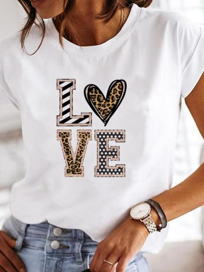 "Lässiges weißes Damen T-Shirt, kurzärmelig, vielseitig, elegantes Design, perfekt für sommerliche Anlässe."