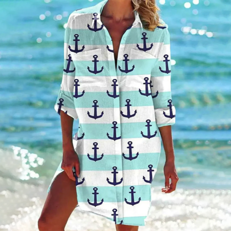Lebhaftes, mehrfarbiges Damen-Sommerkleid, A-Linien-Passform, luftig, ideal für Strand und Stadtbummel.