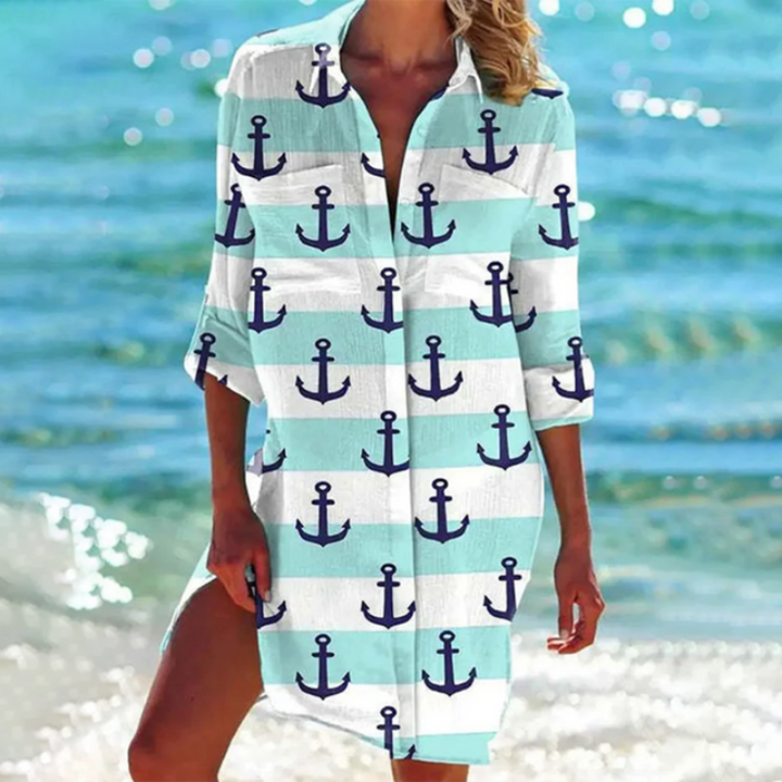 Lebhaftes, mehrfarbiges Damen-Sommerkleid, A-Linien-Passform, luftig, ideal für Strand und Stadtbummel.