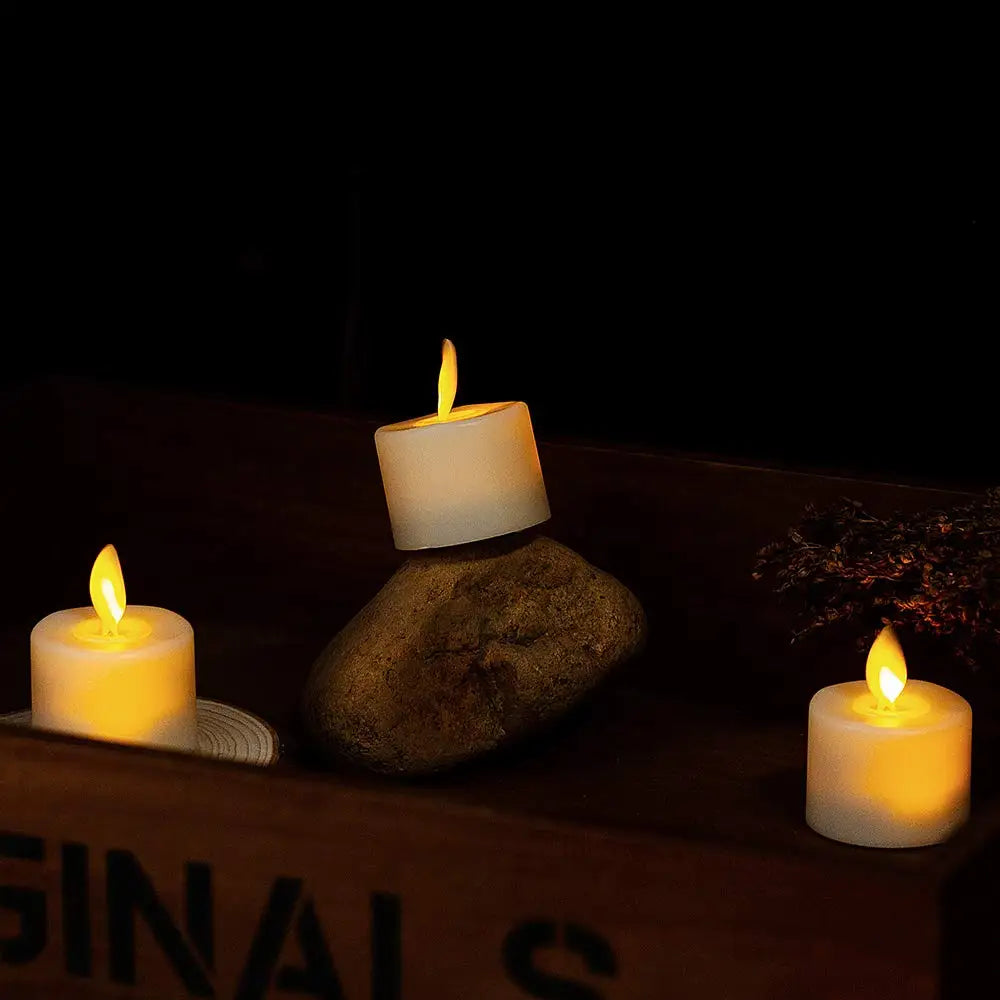 "LED Lichterkerzen Set mit realistischem Flackern und Fernbedienung, perfekt für gemütliche und sichere Raumbeleuchtung."