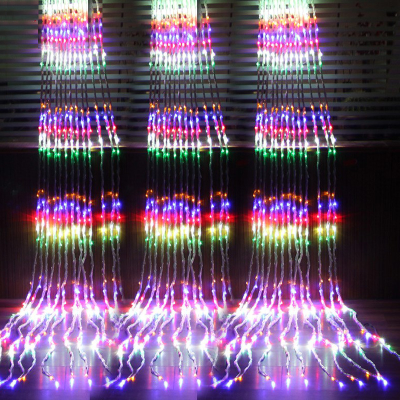 LED Lichtervorhang mit Farbwechsel für stimmungsvolle Dekoration, ideal für Fenster und Wände, einfache Montage.