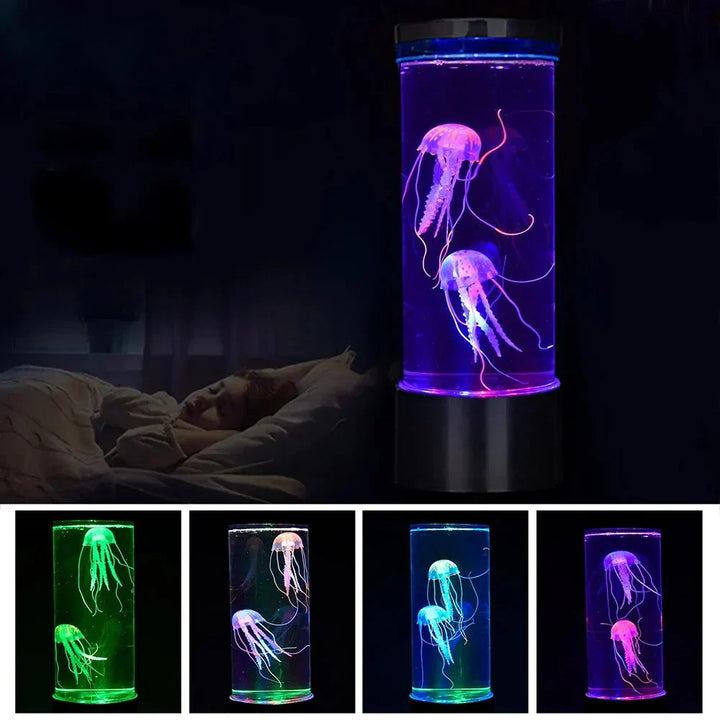 "LED Medusen Lava Lampe mit bunten Quallen-Effekt, schwebend in klarem Wasser, für entspannende Wohnatmosphäre."