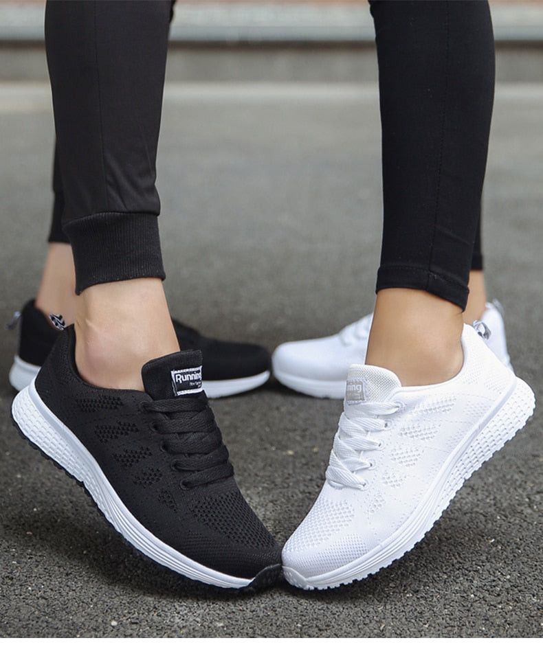 Leichte, atmungsaktive Damen Sneakers, modisches Design, extra große Sohle, ideal für Alltag und Sport, stilvoller Look.