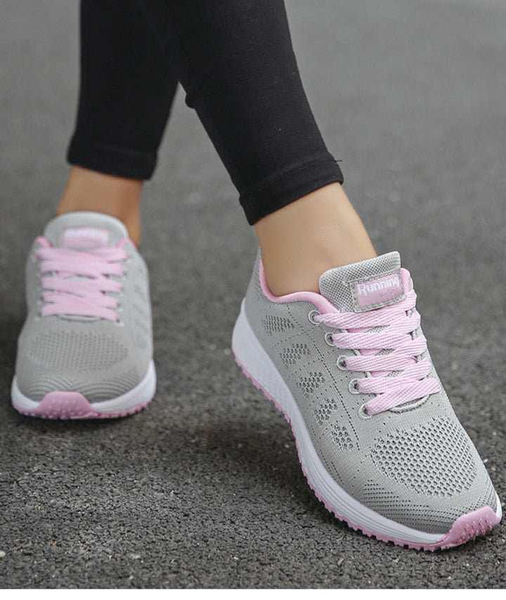 Leichte, atmungsaktive Damen Sneakers, modisches Design, extra große Sohle, ideal für Alltag und Sport, stilvoller Look.
