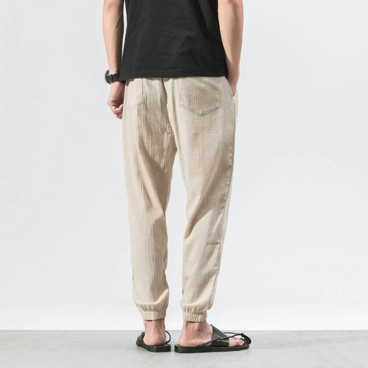 Leichte atmungsaktive Herren Komforthose aus Baumwolle und Leinen, ideal für Sommer, in verschiedenen Farben erhältlich.