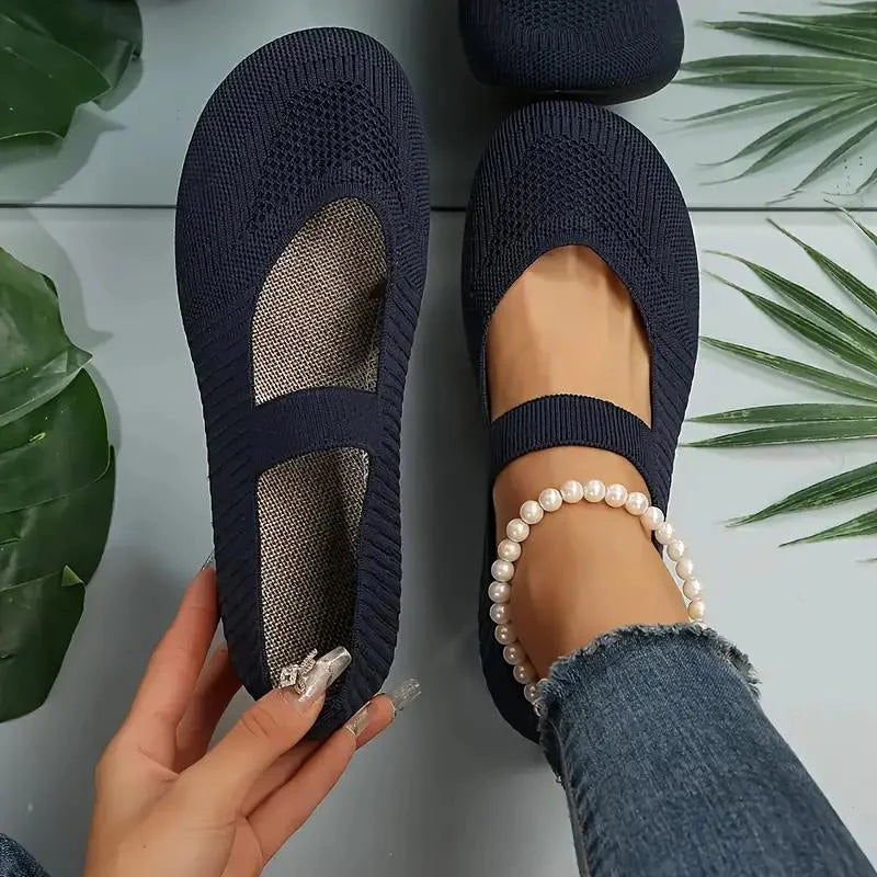 Leichte Damen Slip-On Schuhe, atmungsaktiv, weiche Innensohle, rutschfeste Sohle, ideal für Casual-Outfits.
