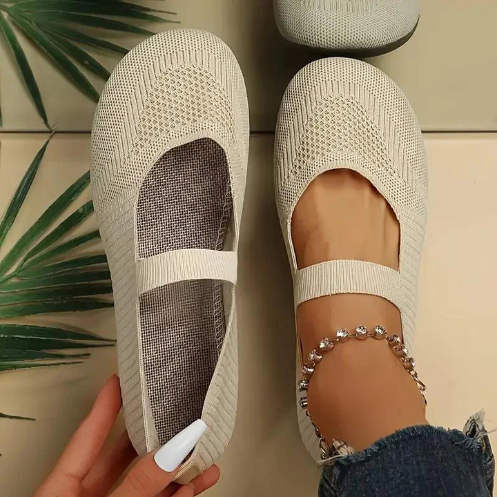 Leichte Damen Slip-On Schuhe, atmungsaktiv, weiche Innensohle, rutschfeste Sohle, ideal für Casual-Outfits.